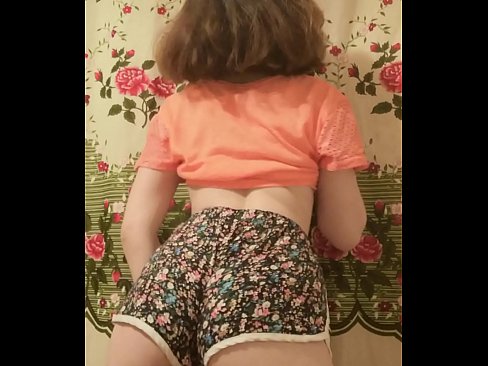 ❤️ Sexy jong baba wat haar kortbroek op kamera uittrek ❤ Sluts op af.javarchive.top ❌️❤